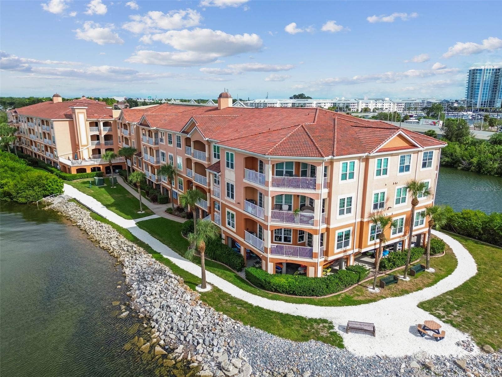 5000 CULBREATH KEY WAY, #9-313, Tampa, FL 33611 5000 CULBREATH KEY WAY, #9-313, Tampa, FL 33611