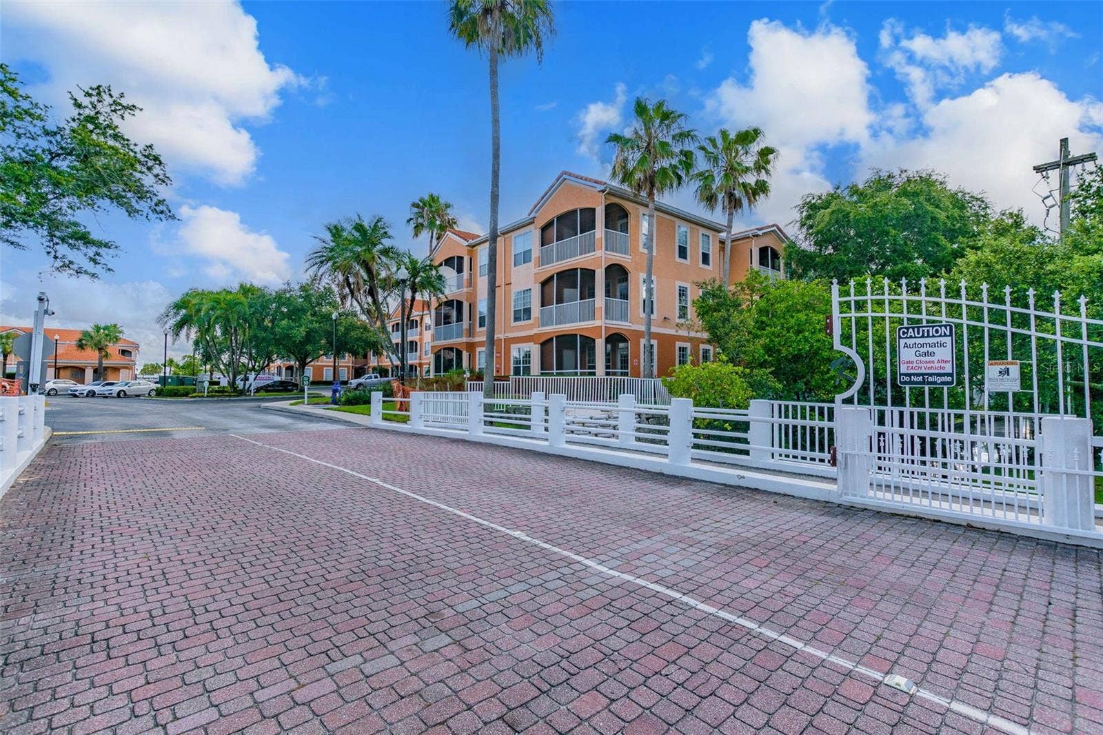 5000 CULBREATH KEY WAY, #9-313, Tampa, FL 33611 5000 CULBREATH KEY WAY, #9-313, Tampa, FL 33611