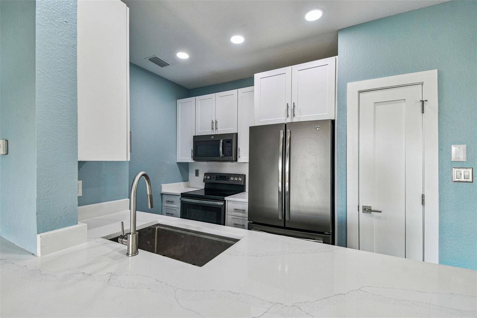 5000 CULBREATH KEY WAY, #9-313, Tampa, FL 33611 5000 CULBREATH KEY WAY, #9-313, Tampa, FL 33611