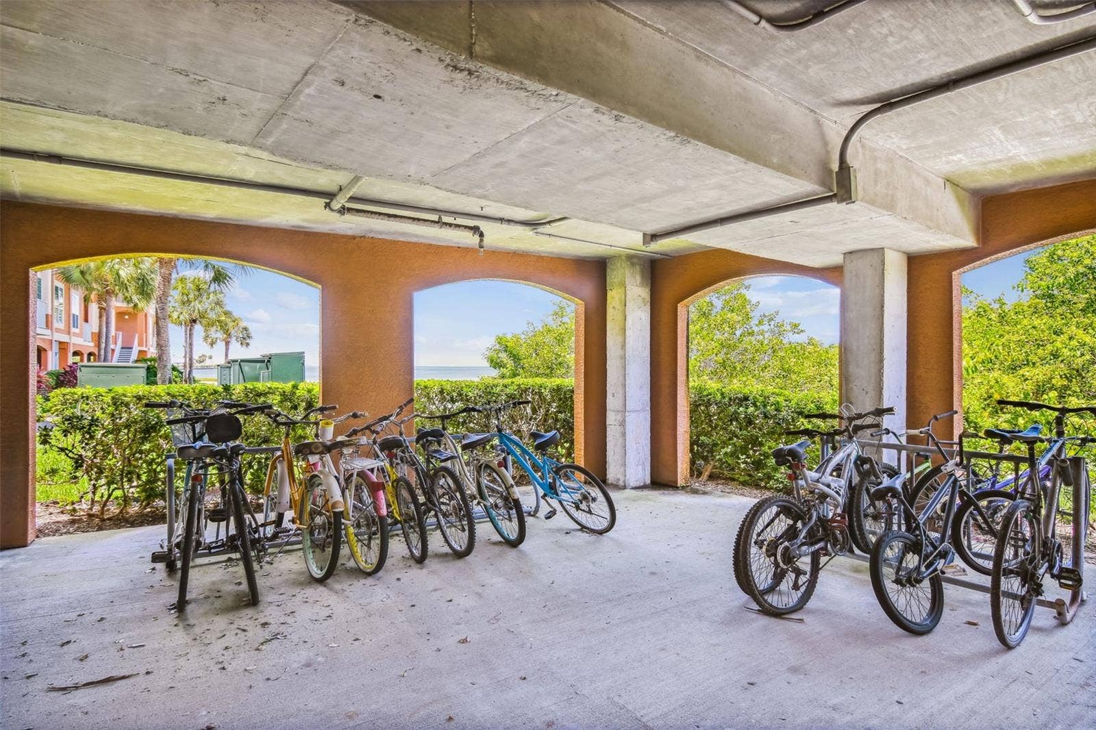 5000 CULBREATH KEY WAY, #9-313, Tampa, FL 33611 5000 CULBREATH KEY WAY, #9-313, Tampa, FL 33611