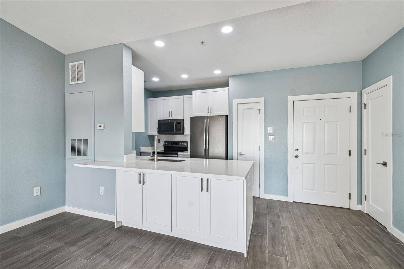 5000 CULBREATH KEY WAY, #9-313, Tampa, FL 33611 5000 CULBREATH KEY WAY, #9-313, Tampa, FL 33611