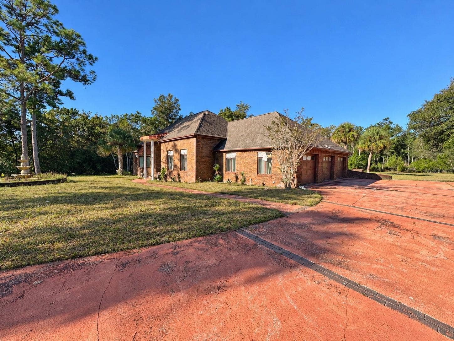 5385 SUWANNEE ROAD, Spring Hill, FL 34607 Front