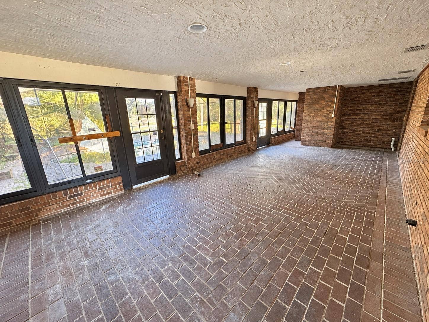 5385 SUWANNEE ROAD, Spring Hill, FL 34607 Back Porch