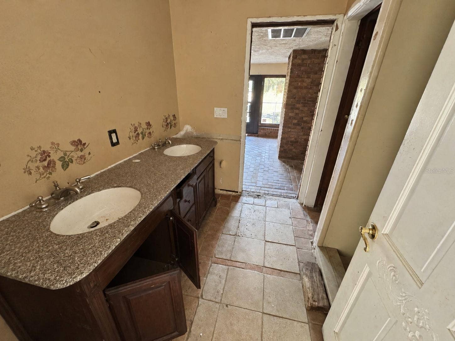 5385 SUWANNEE ROAD, Spring Hill, FL 34607 Bathroom 2