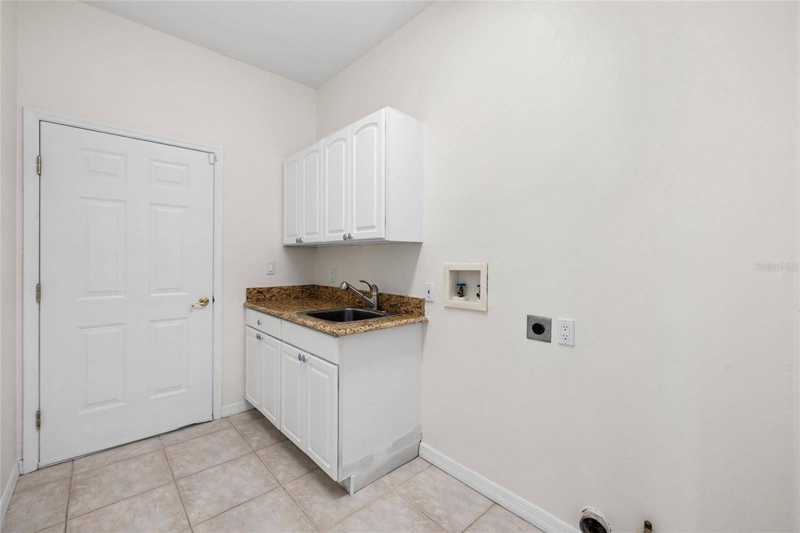 12009 BREWSTER DRIVE, Tampa, FL 33626 12009 BREWSTER DRIVE, Tampa, FL 33626