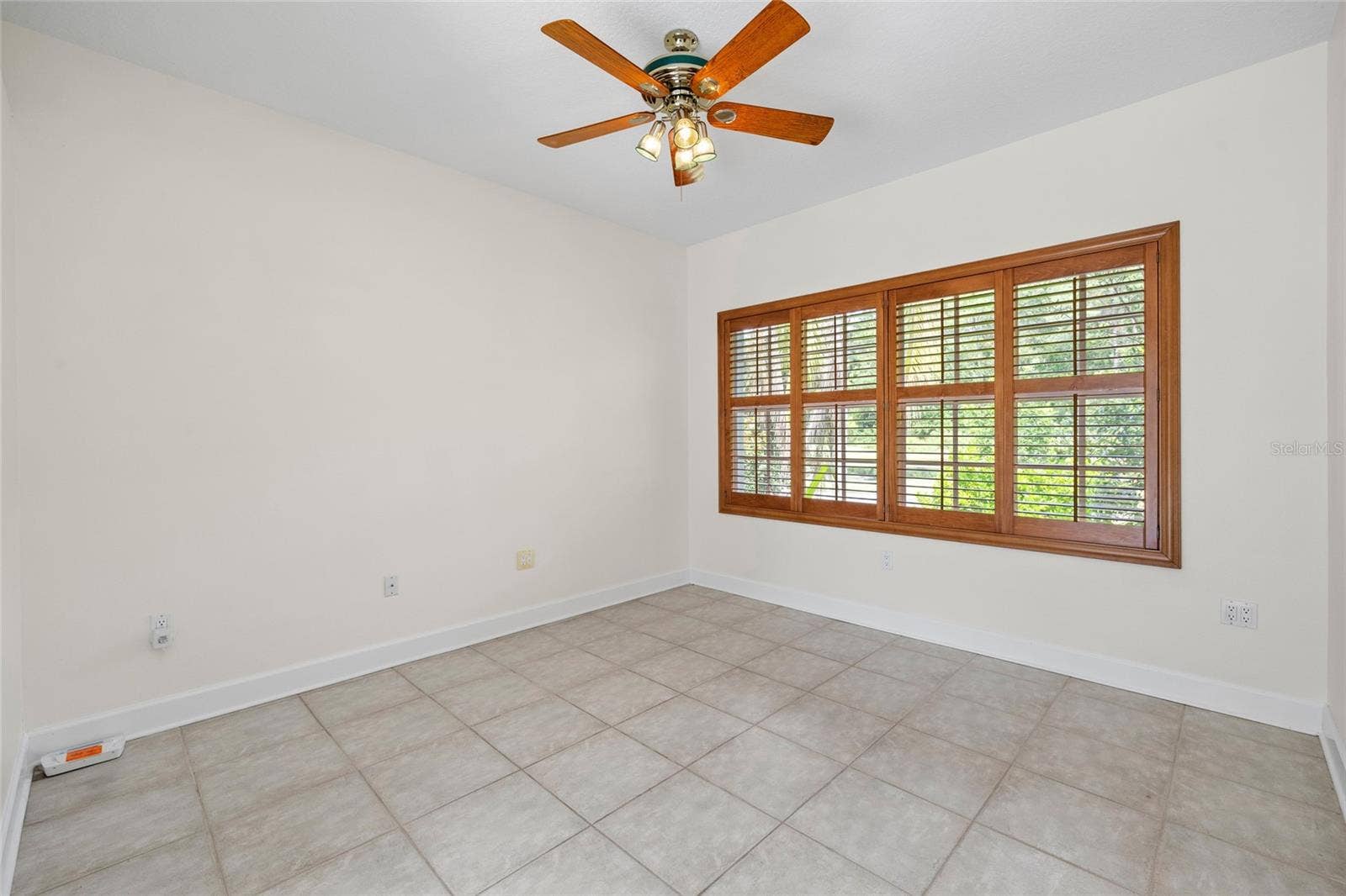 12009 BREWSTER DRIVE, Tampa, FL 33626 12009 BREWSTER DRIVE, Tampa, FL 33626