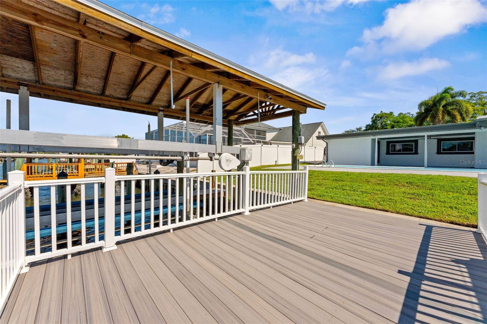 3912 FONTAINEBLEAU DRIVE, Tampa, FL 33634