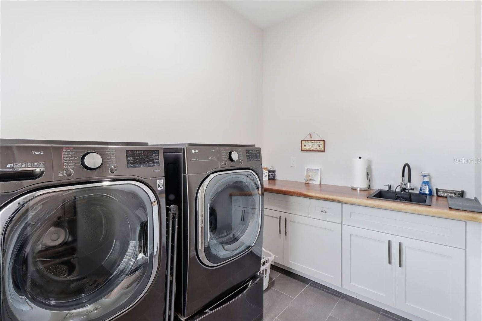 4477 MAJESTIC HILLS LOOP, Brooksville, FL 34601 Laundry Room