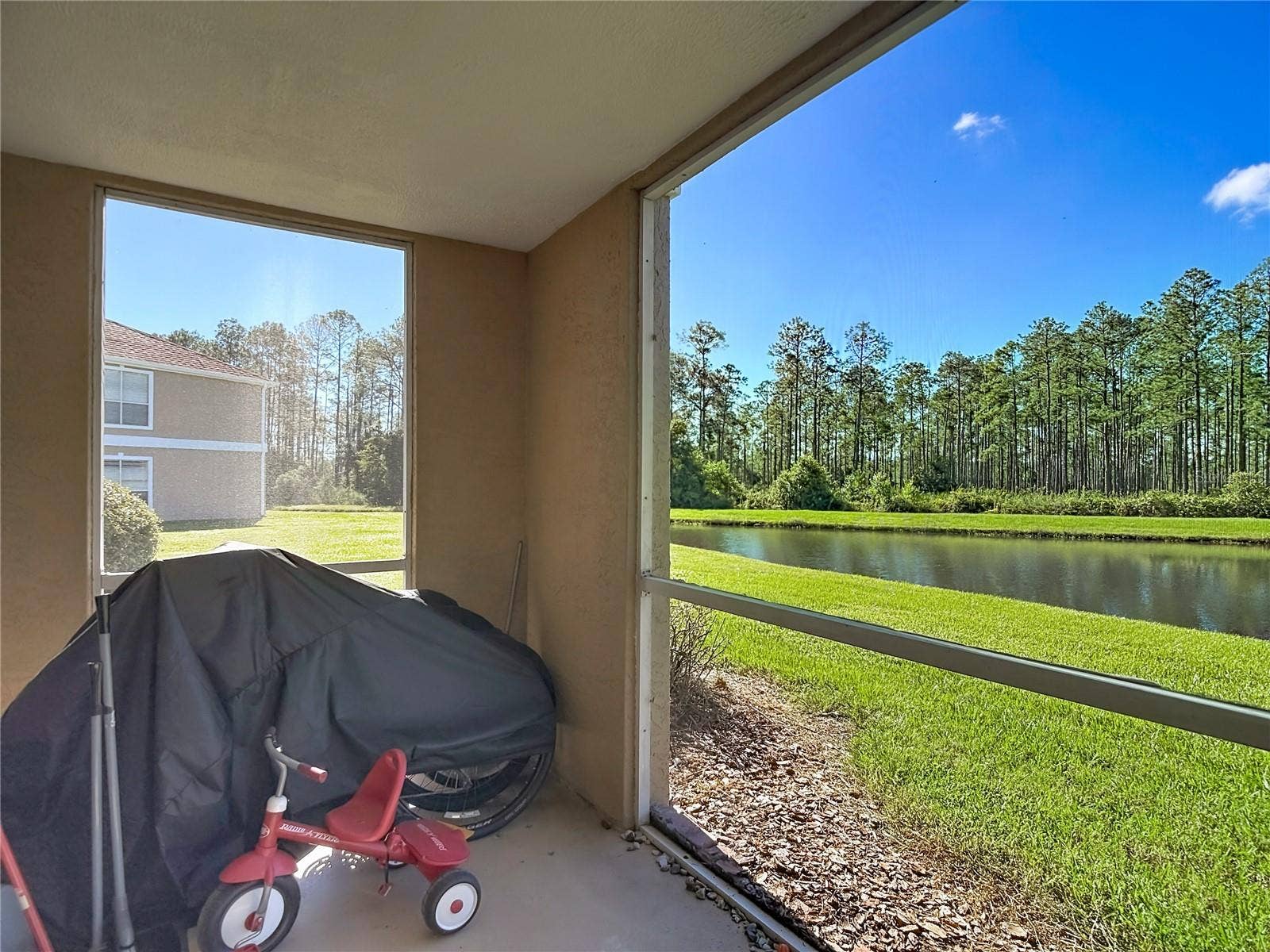 9481 HIGHLAND OAK DRIVE, #1202, Tampa, FL 33647