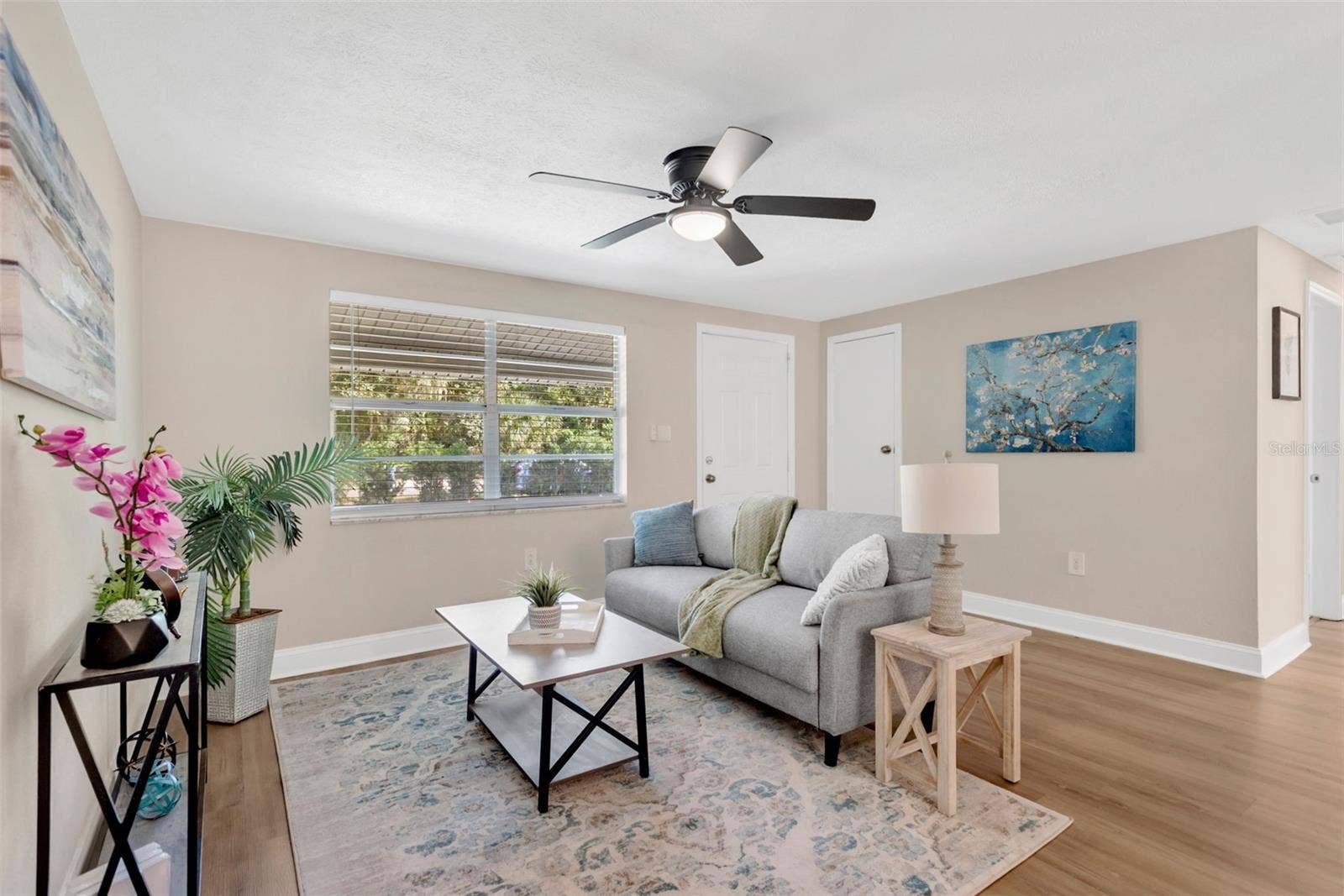 6809 VALRIE LANE, Riverview, FL 33569 6809 VALRIE LANE, Riverview, FL 33569