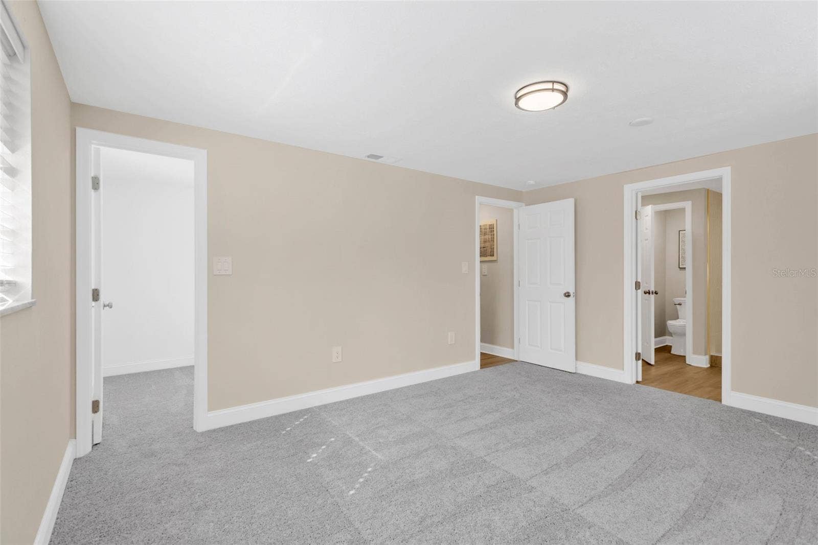 6809 VALRIE LANE, Riverview, FL 33569 6809 VALRIE LANE, Riverview, FL 33569