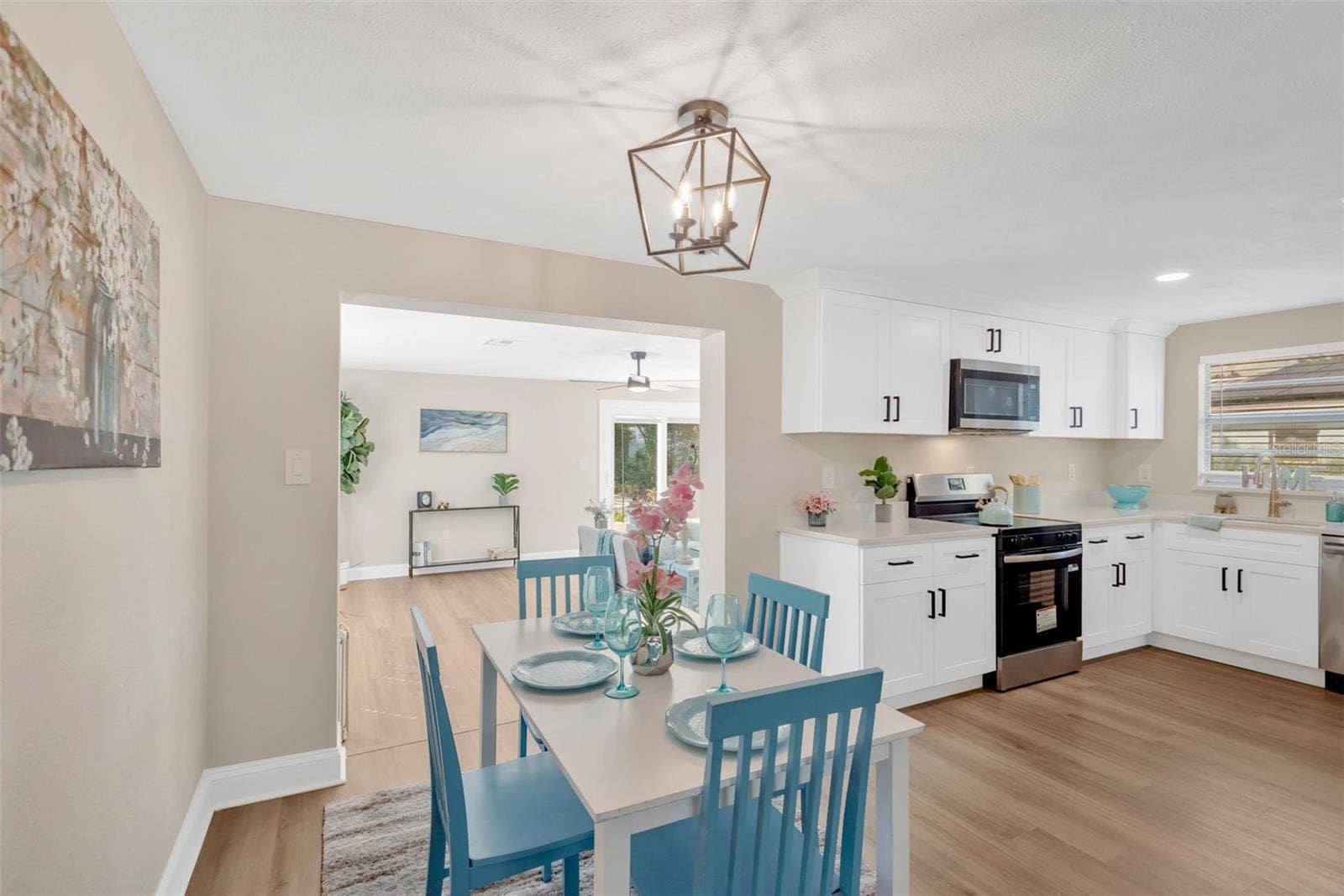 6809 VALRIE LANE, Riverview, FL 33569 6809 VALRIE LANE, Riverview, FL 33569