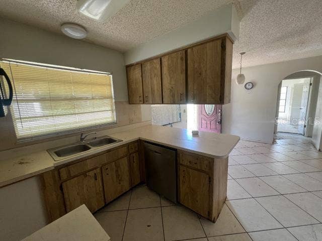 8347 ANGELA COURT, Zephyrhills, FL 33541