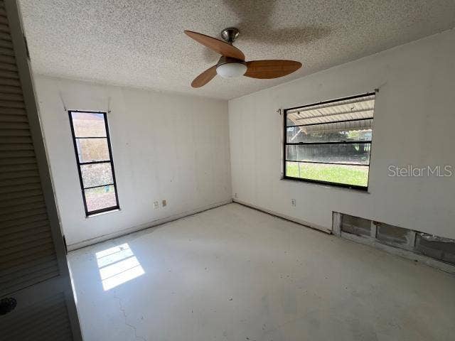 8347 ANGELA COURT, Zephyrhills, FL 33541