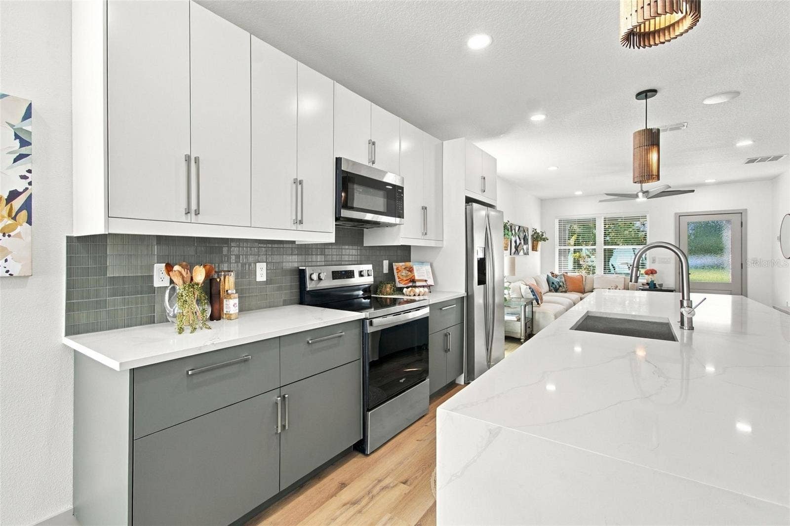 2230 KINGSTON STREET S, St Petersburg, FL 33711