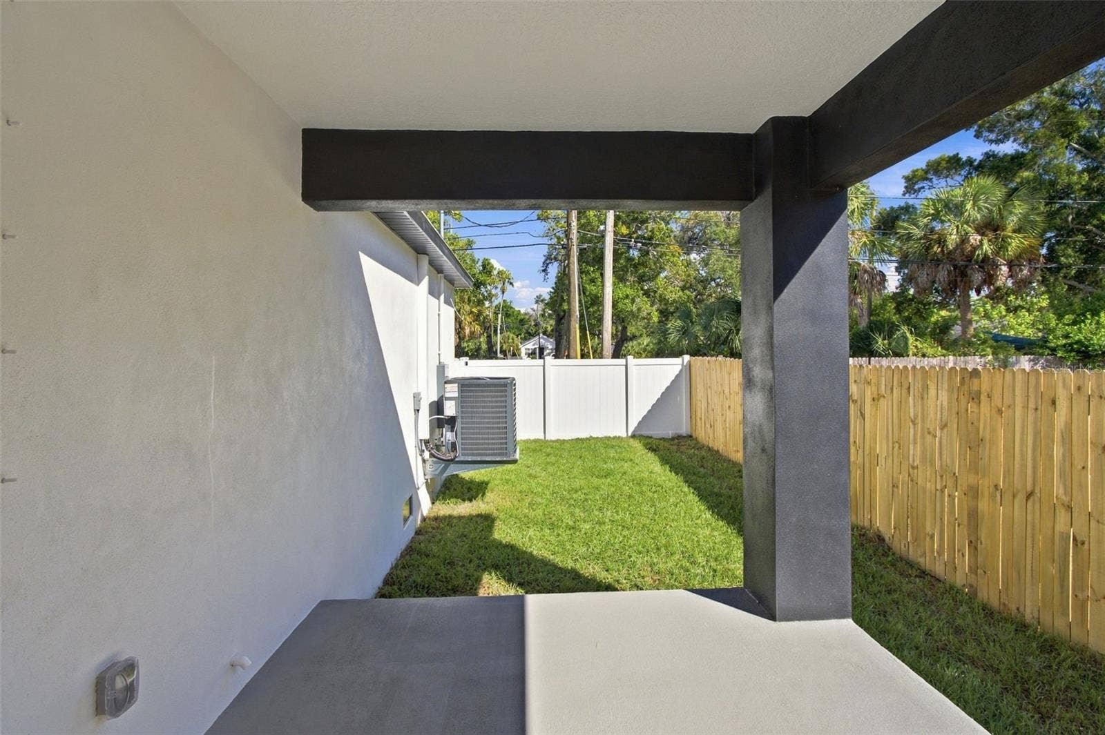 2230 KINGSTON STREET S, St Petersburg, FL 33711