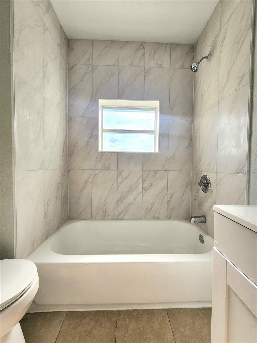 4615 N 38TH STREET, Tampa, FL 33610