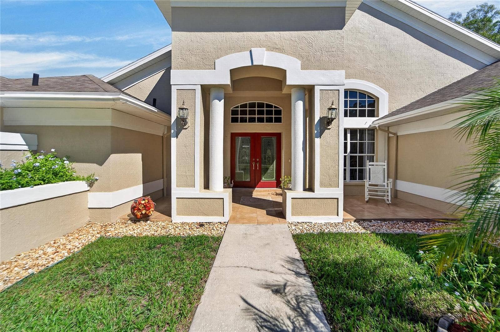 28329 LINDENHURST DRIVE, Wesley Chapel, FL 33544 28329 LINDENHURST DRIVE, Wesley Chapel, FL 33544