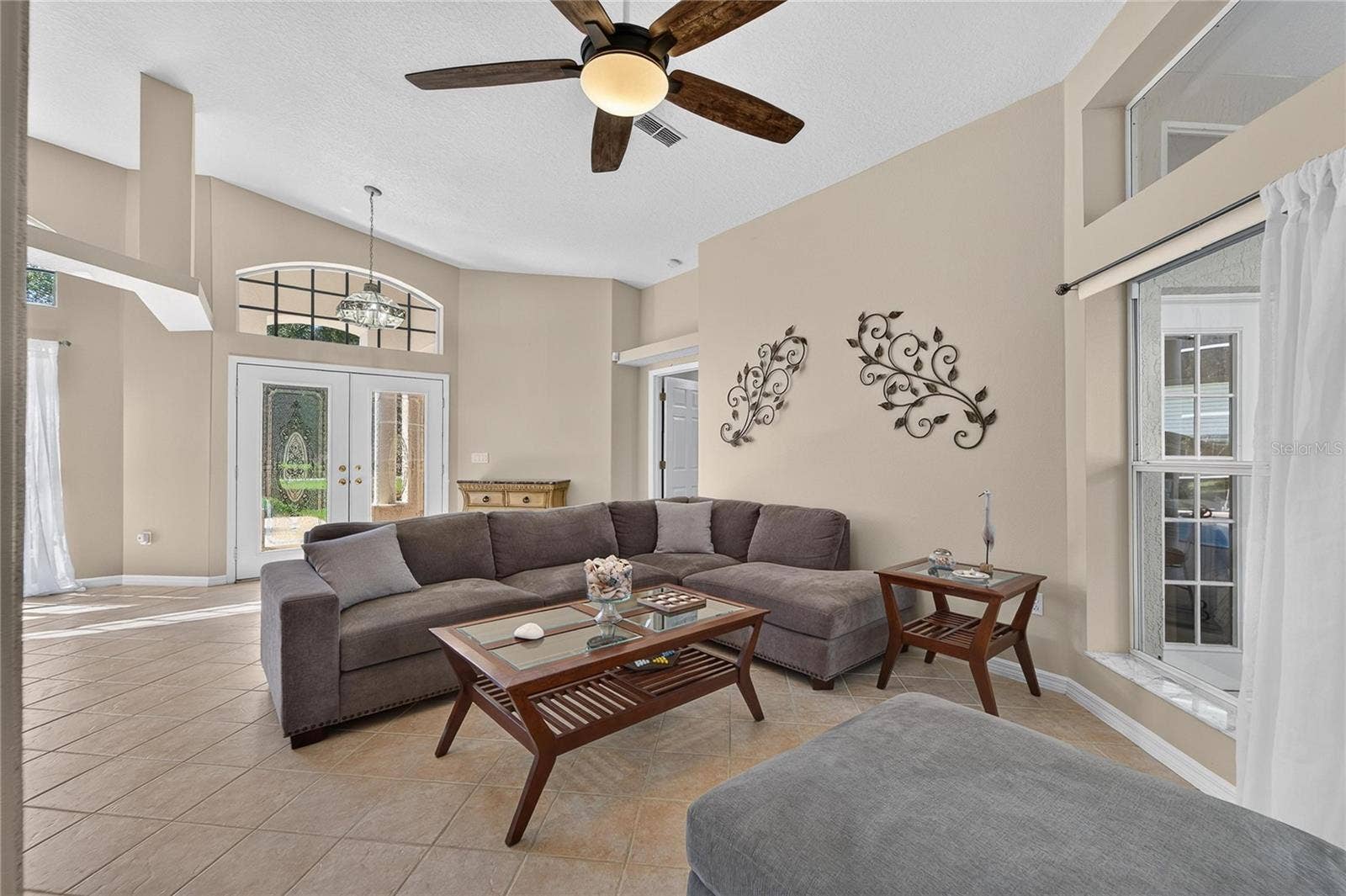 28329 LINDENHURST DRIVE, Wesley Chapel, FL 33544 28329 LINDENHURST DRIVE, Wesley Chapel, FL 33544