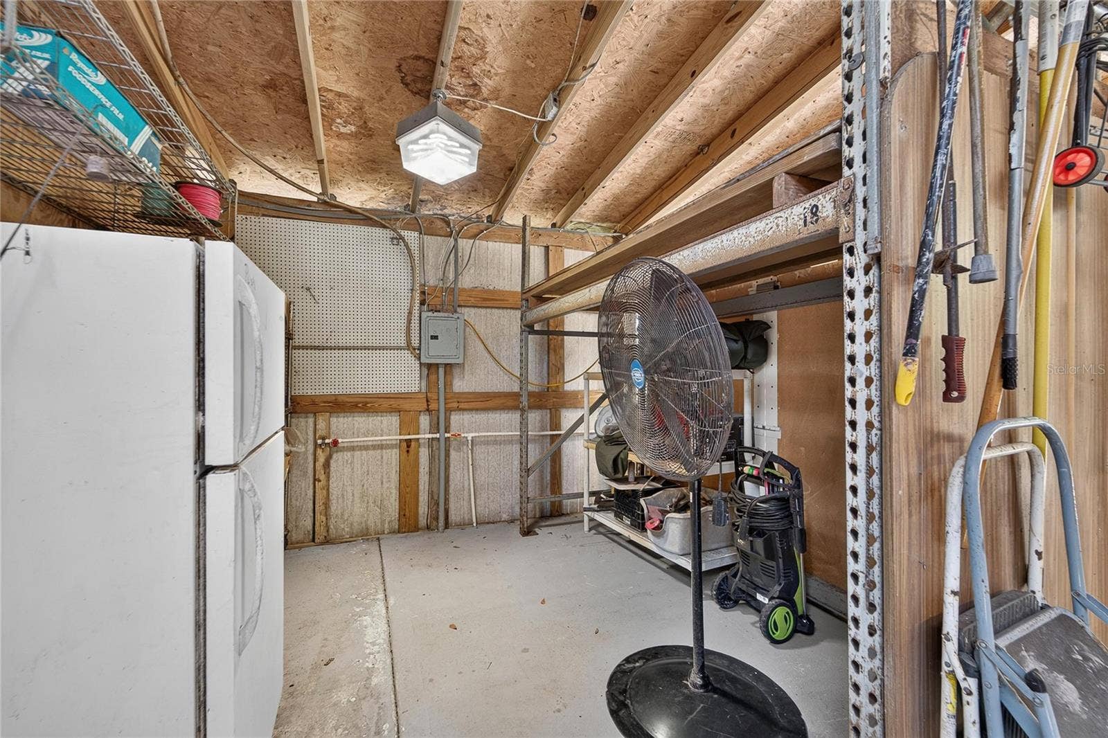 28329 LINDENHURST DRIVE, Wesley Chapel, FL 33544 Shop/Barn Refrigerator included