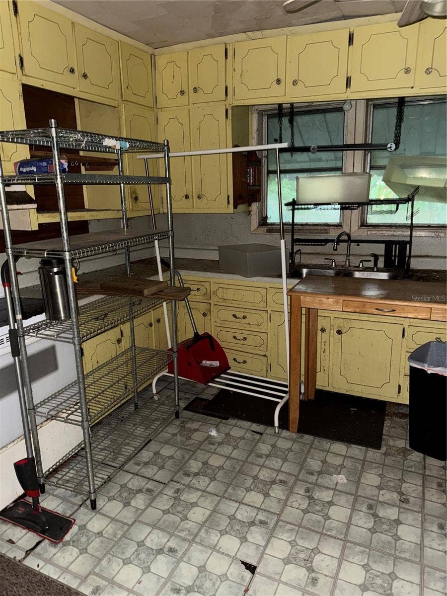 10109 N JASMINE AVENUE, Tampa, FL 33612 10109 N JASMINE AVENUE, Tampa, FL 33612