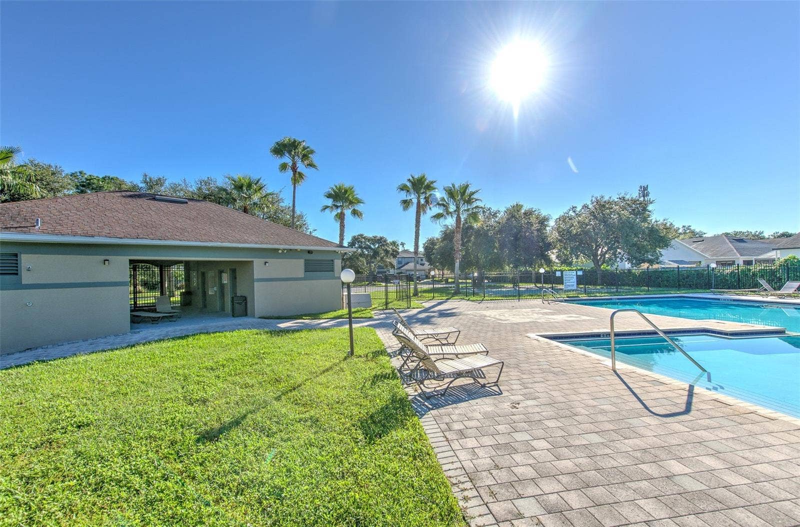 8804 SANDY PLAINS DRIVE, Riverview, FL 33578 8804 SANDY PLAINS DRIVE, Riverview, FL 33578