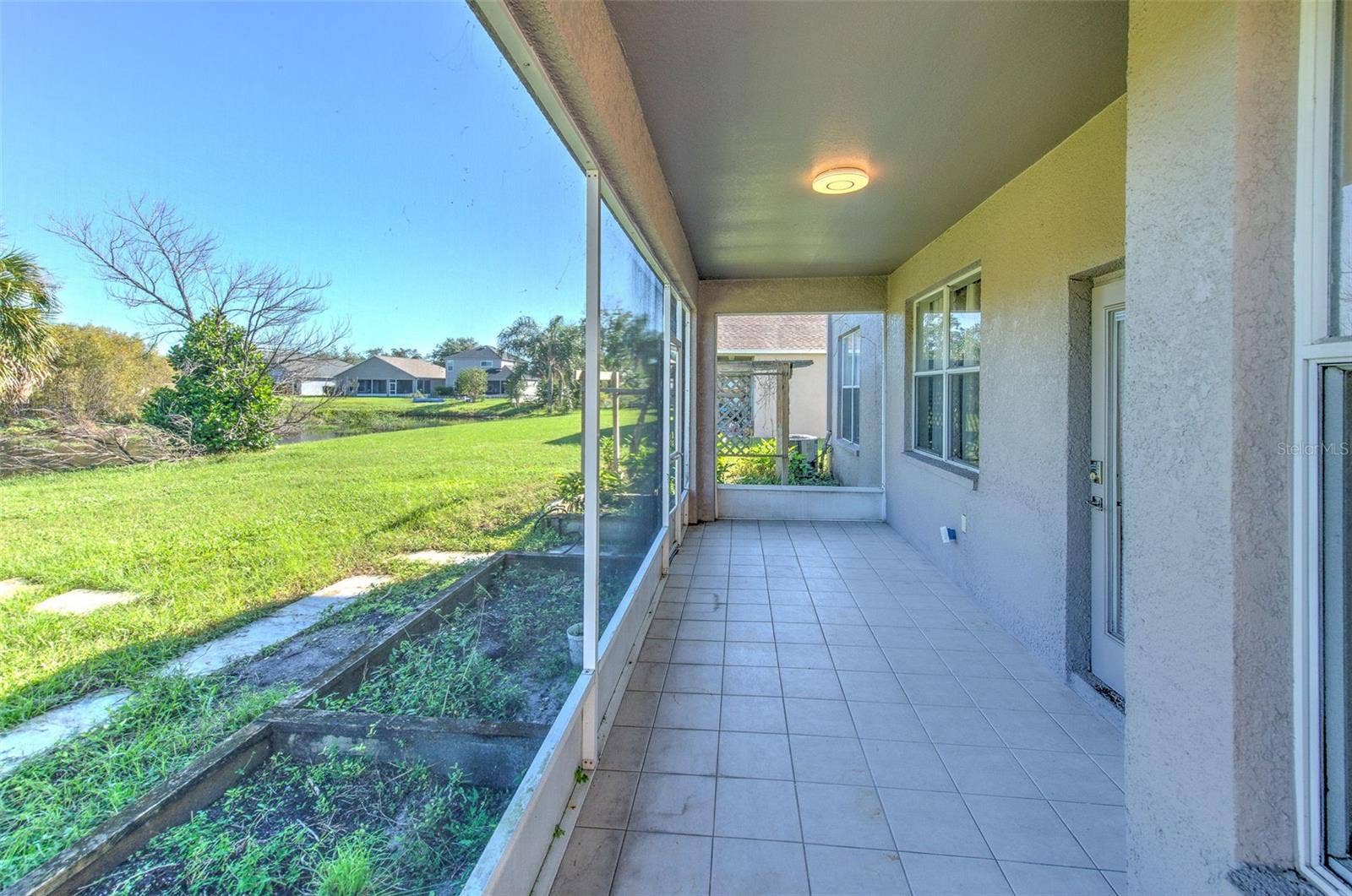 8804 SANDY PLAINS DRIVE, Riverview, FL 33578 8804 SANDY PLAINS DRIVE, Riverview, FL 33578