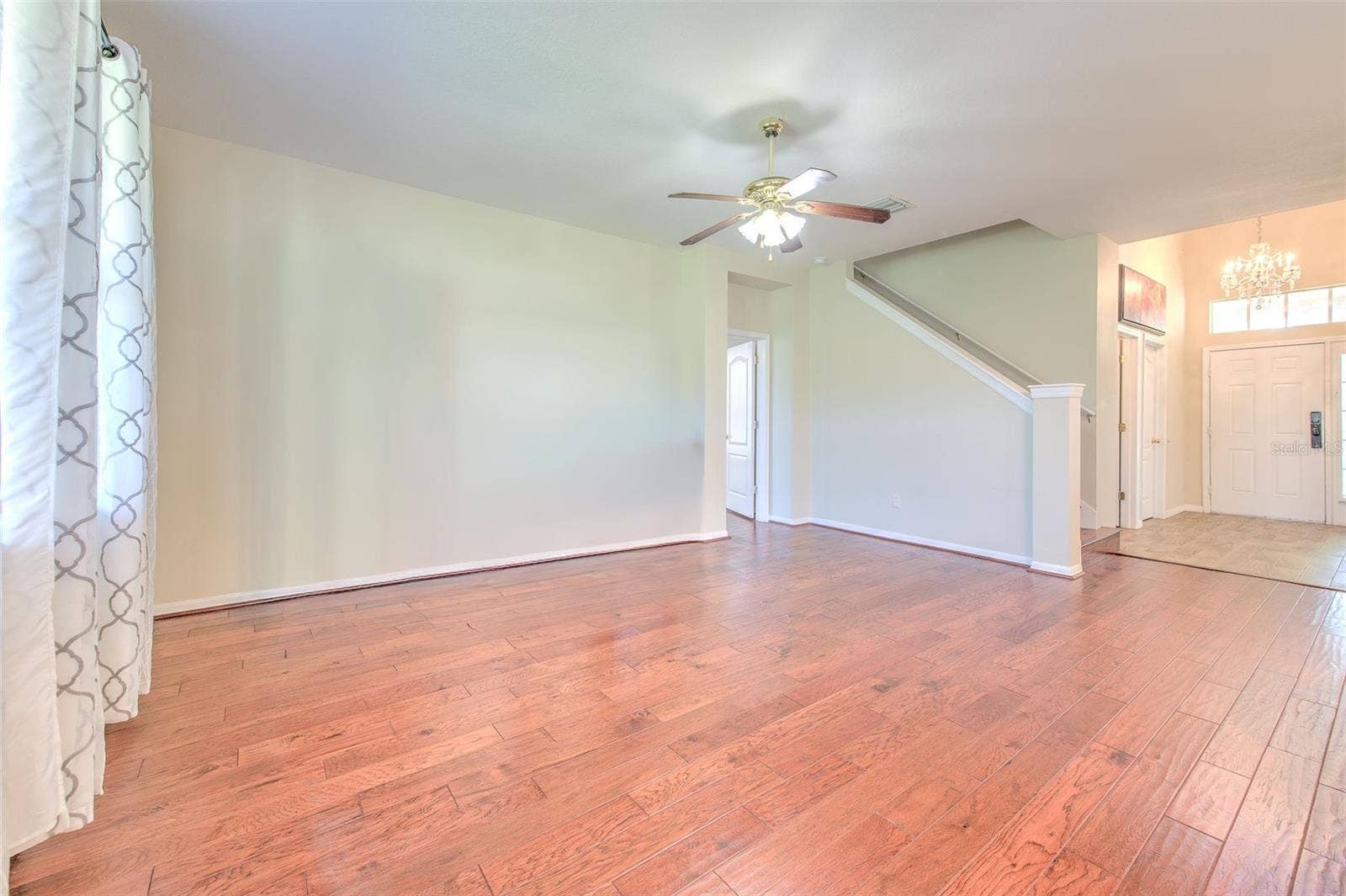 8804 SANDY PLAINS DRIVE, Riverview, FL 33578 8804 SANDY PLAINS DRIVE, Riverview, FL 33578