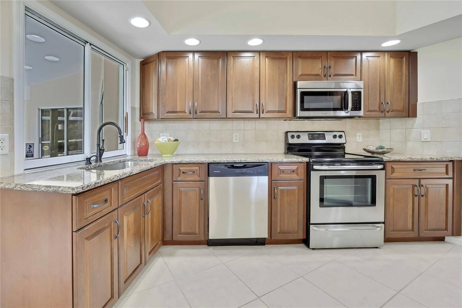 75 W CYPRESS BOULEVARD, Homosassa, FL 34446 75 W CYPRESS BOULEVARD, Homosassa, FL 34446