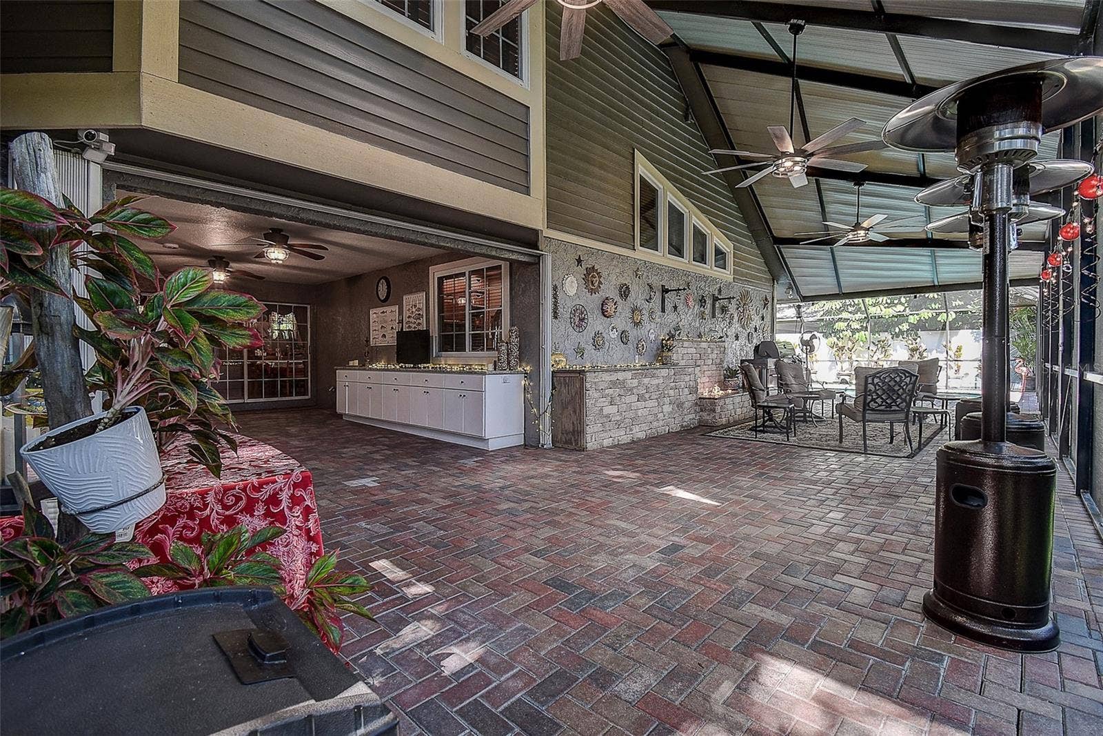 2665 BEAGLE PATH WAY, Palm Harbor, FL 34683 2665 BEAGLE PATH WAY, Palm Harbor, FL 34683