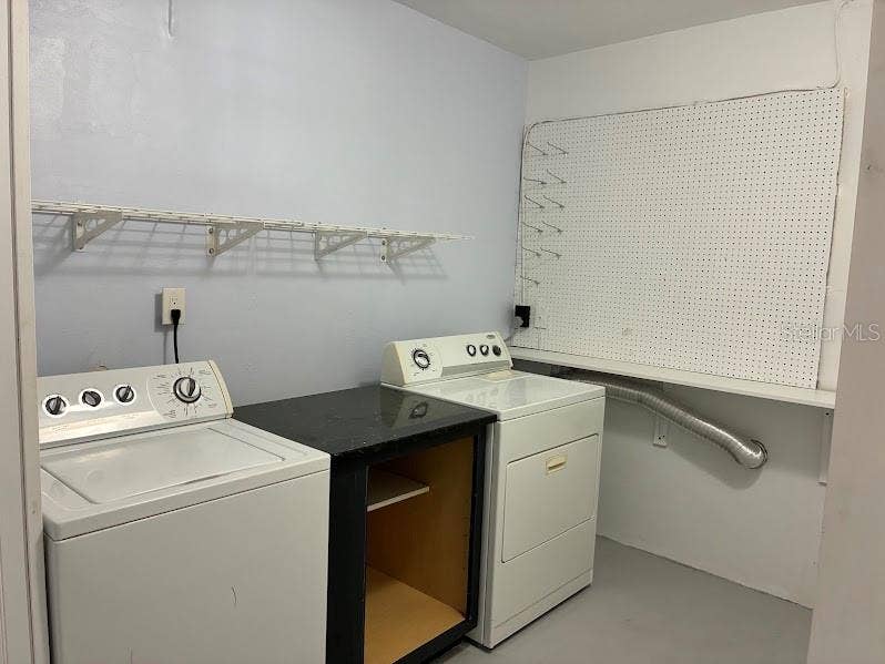 52 CYPRESS DRIVE, Palm Harbor, FL 34684 52 CYPRESS DRIVE, Palm Harbor, FL 34684