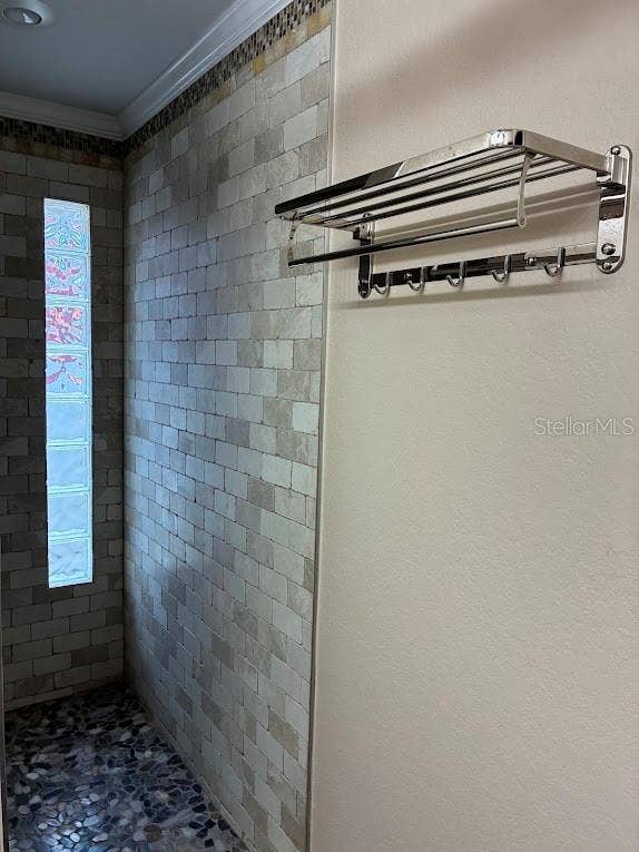 52 CYPRESS DRIVE, Palm Harbor, FL 34684 front closet