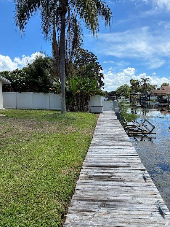 52 CYPRESS DRIVE, Palm Harbor, FL 34684 52 CYPRESS DRIVE, Palm Harbor, FL 34684