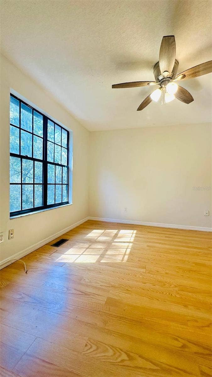 16634 BRIGADOON DRIVE, Tampa, FL 33618 16634 BRIGADOON DRIVE, Tampa, FL 33618