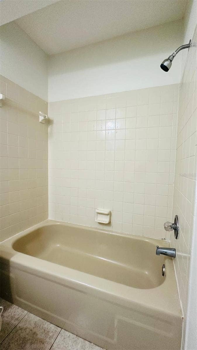 16634 BRIGADOON DRIVE, Tampa, FL 33618 16634 BRIGADOON DRIVE, Tampa, FL 33618