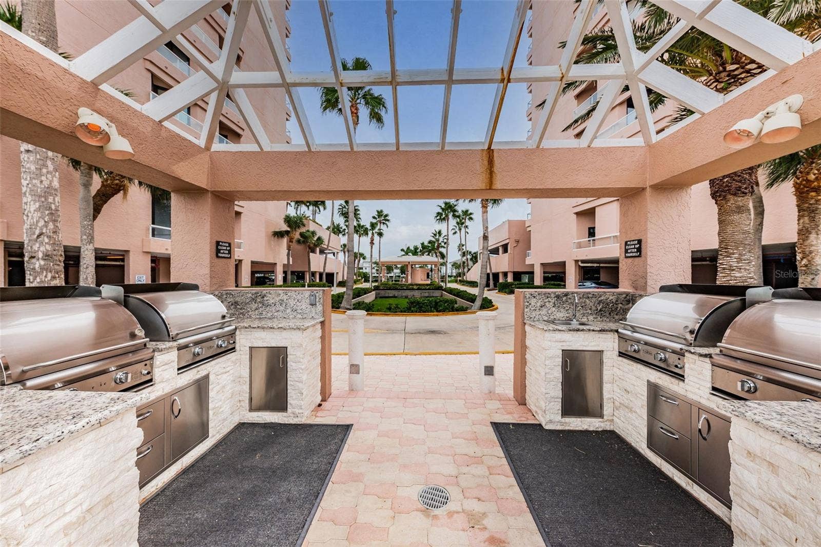 1310 GULF BOULEVARD, #14E, Clearwater, FL 33767