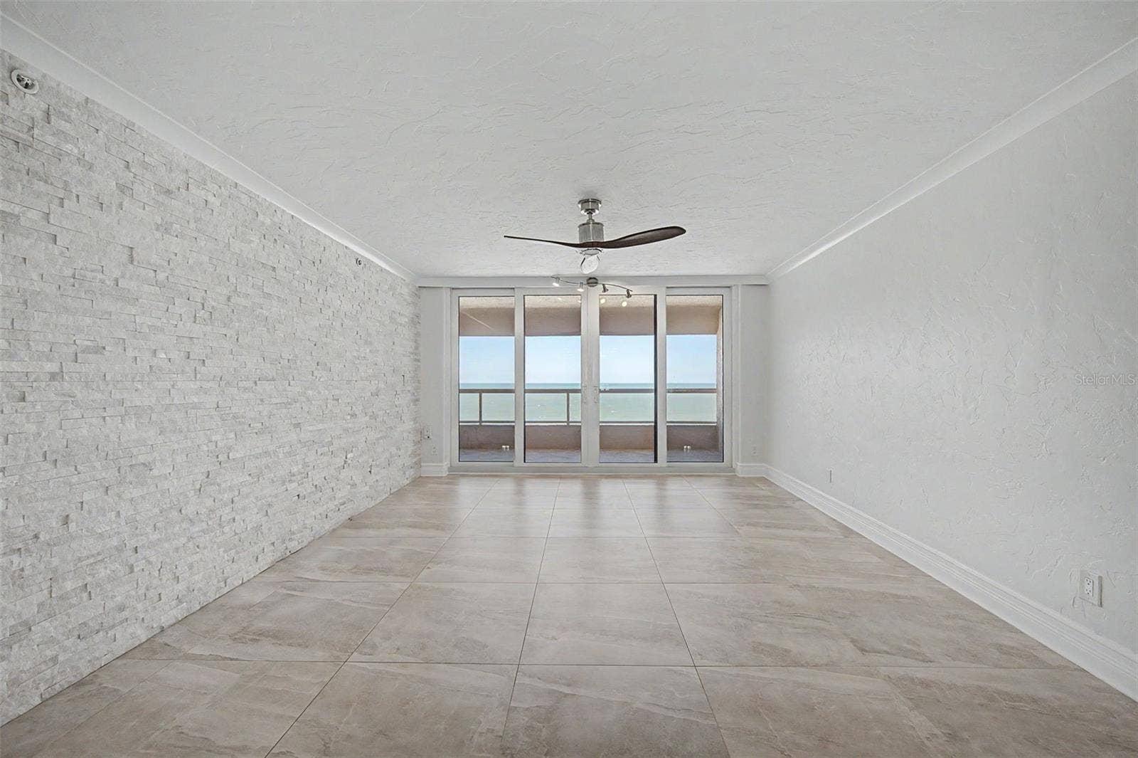 Wide open Living space with versatile uses!