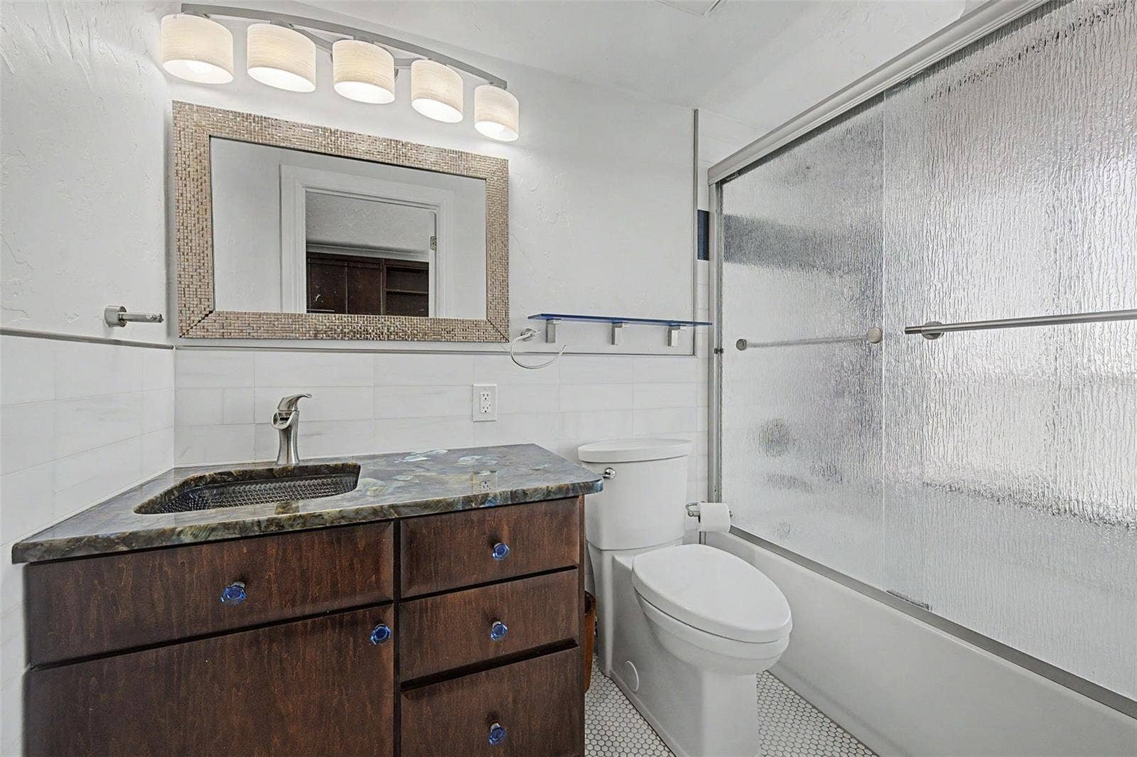Second Full Bathroom