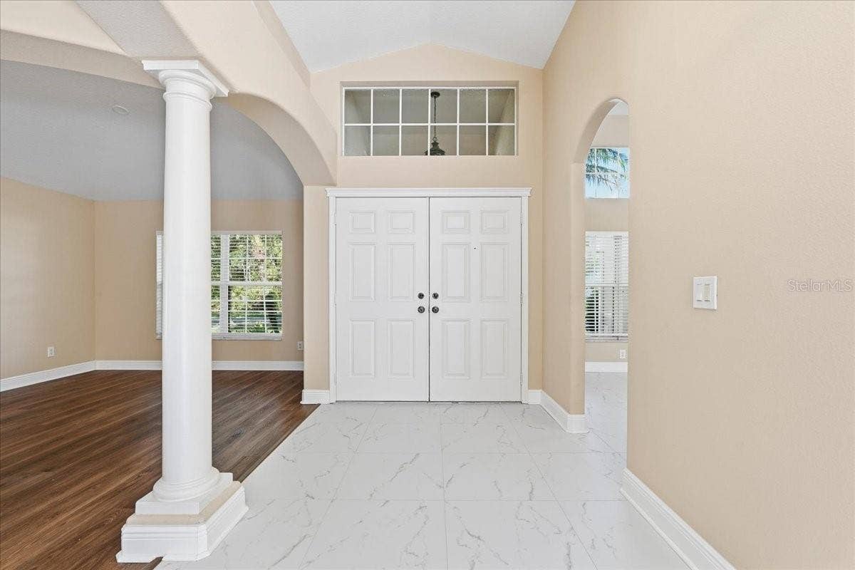 8211 CANYON CREEK WAY, Tampa, FL 33647 8211 CANYON CREEK WAY, Tampa, FL 33647