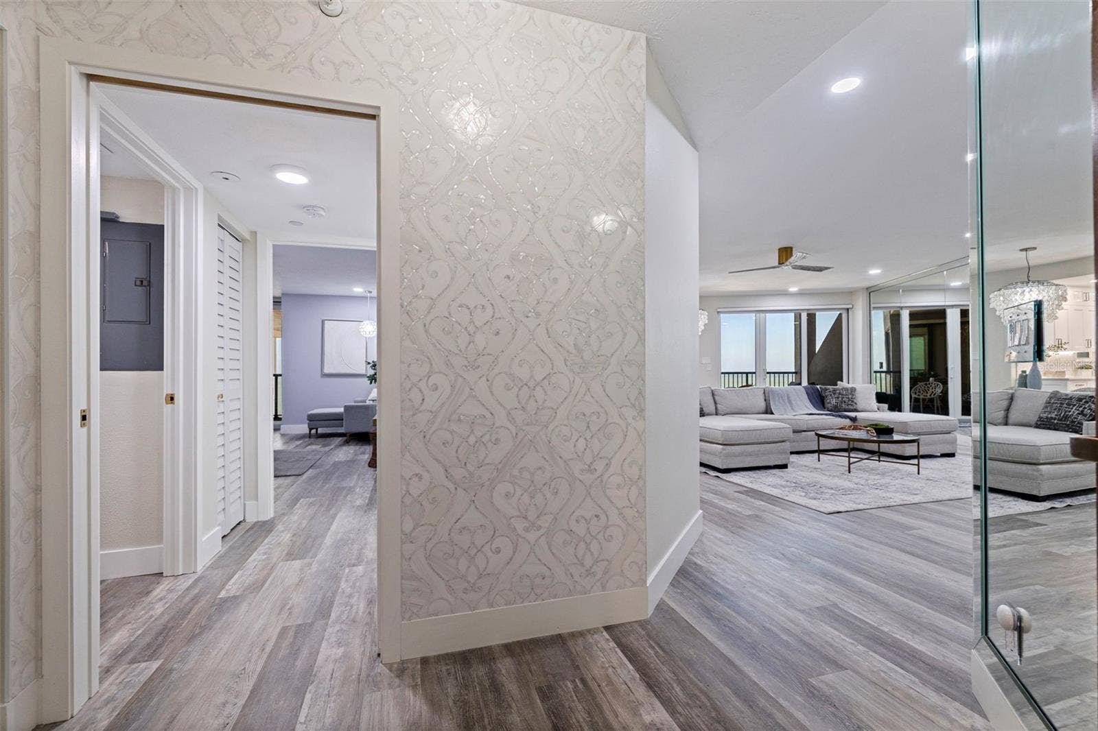 1600 GULF BOULEVARD, #1112, Clearwater, FL 33767 1600 GULF BOULEVARD, #1112, Clearwater, FL 33767