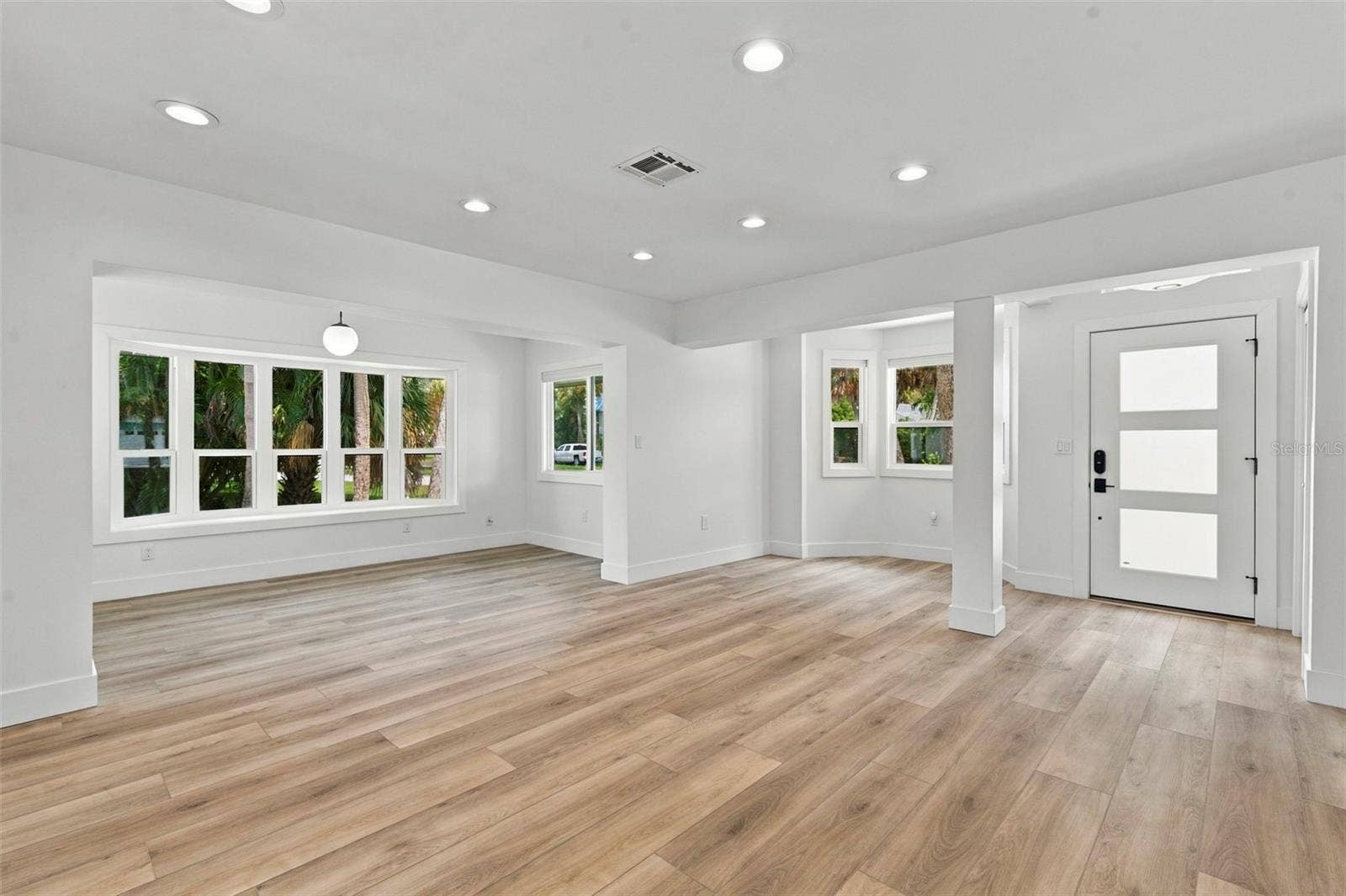 804 BRUCE AVENUE, Clearwater, FL 33767 804 BRUCE AVENUE, Clearwater, FL 33767