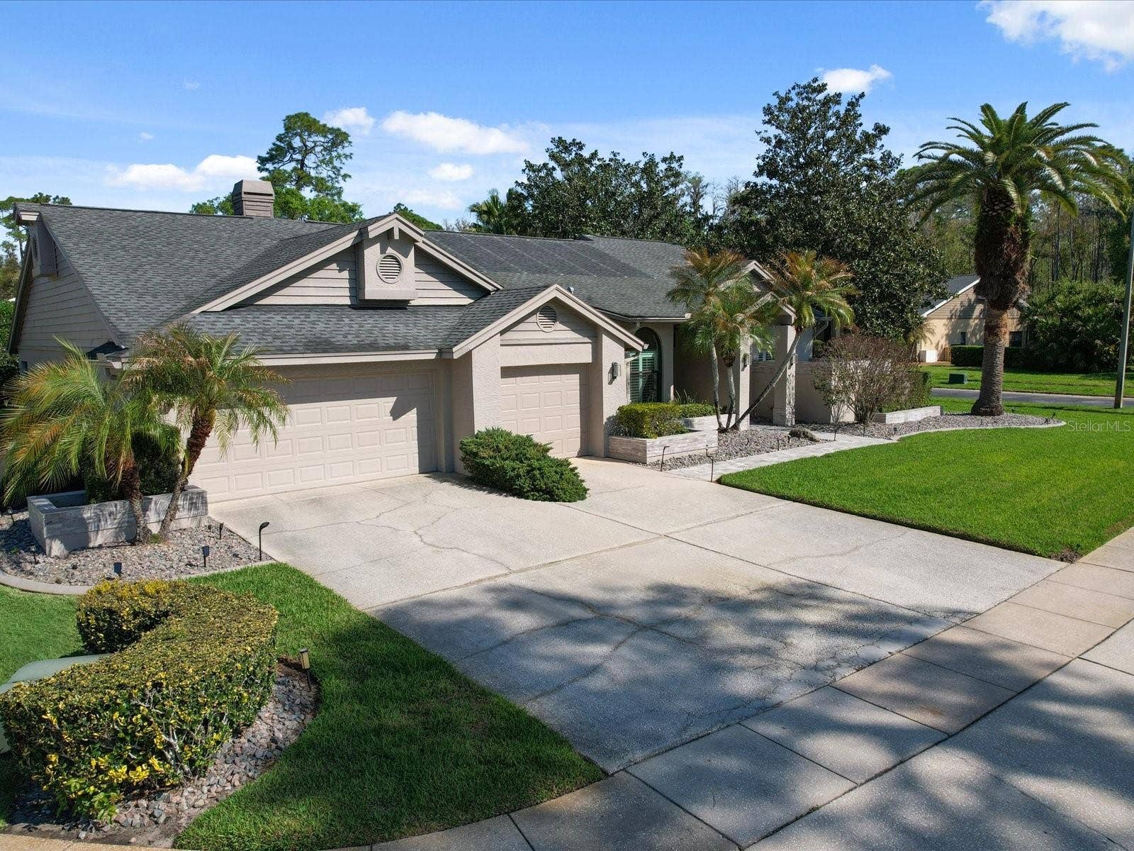 10 WINDRUSH COURT, Oldsmar, FL 34677