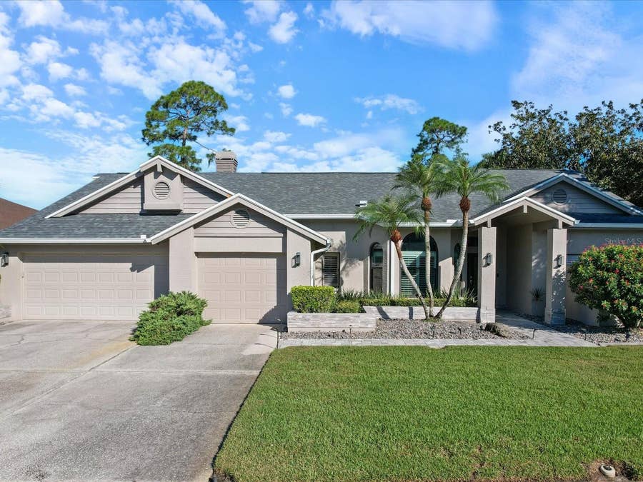 Property photo for 10 WINDRUSH COURT, Oldsmar, FL