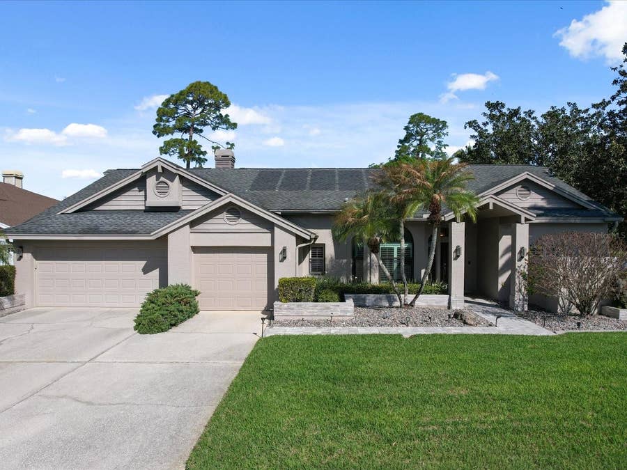 Property photo for 10 WINDRUSH COURT, Oldsmar, FL