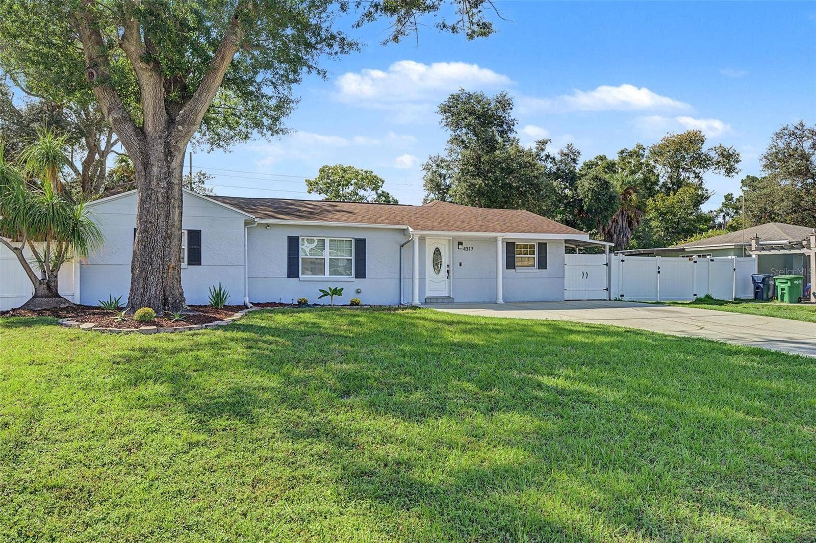 4317 S HALE AVENUE, Tampa, FL 33611 4317 S HALE AVENUE, Tampa, FL 33611