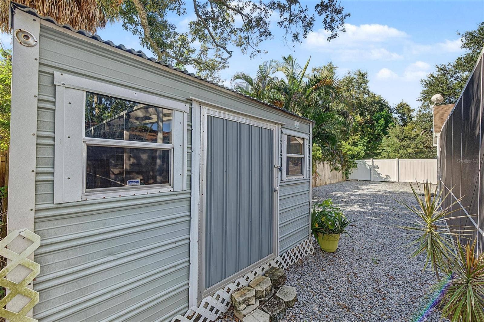 4317 S HALE AVENUE, Tampa, FL 33611 4317 S HALE AVENUE, Tampa, FL 33611