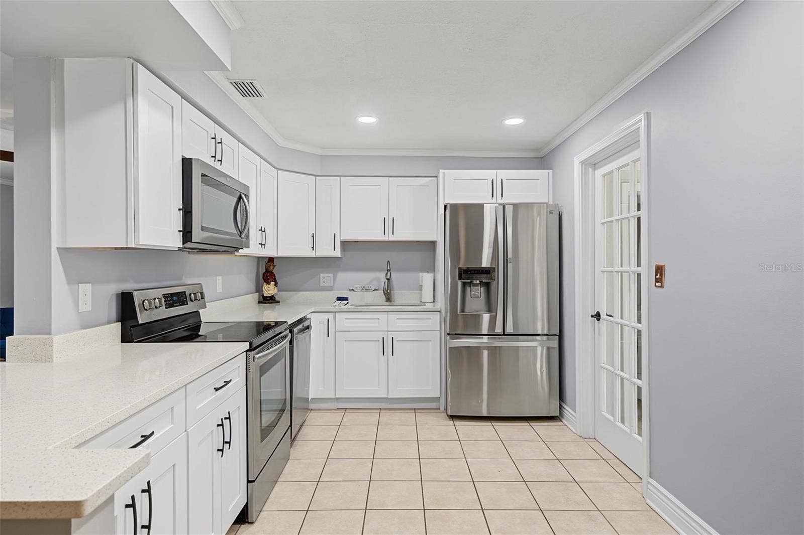 4317 S HALE AVENUE, Tampa, FL 33611 4317 S HALE AVENUE, Tampa, FL 33611