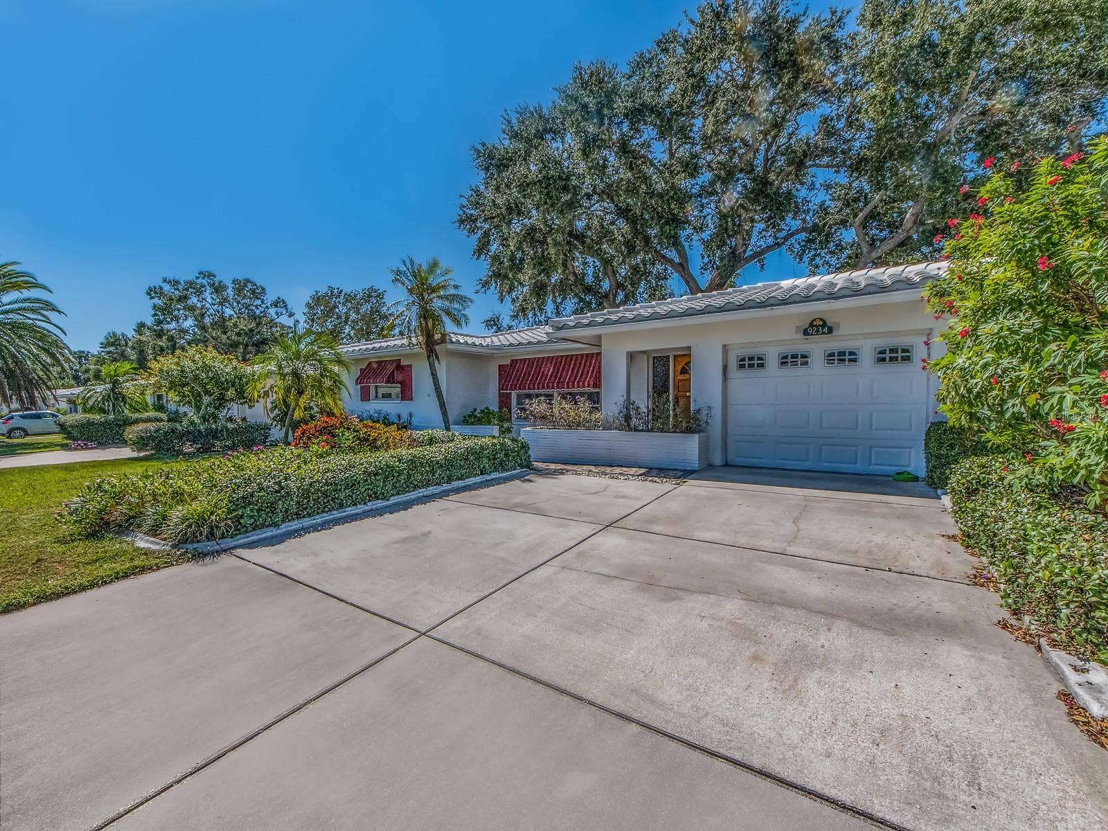 9234 141ST STREET, Seminole, FL 33776 9234 141ST STREET, Seminole, FL 33776