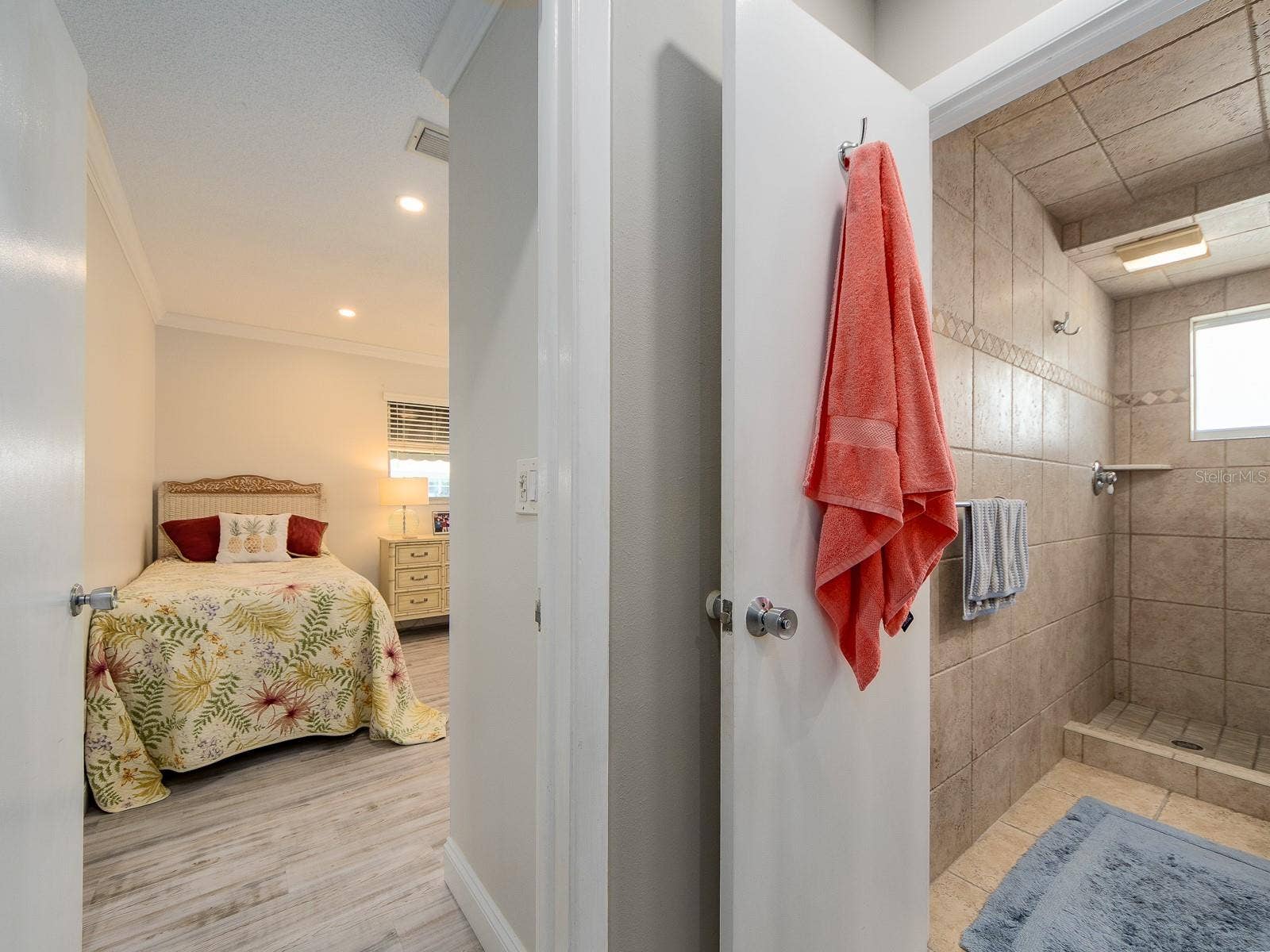 9234 141ST STREET, Seminole, FL 33776 9234 141ST STREET, Seminole, FL 33776