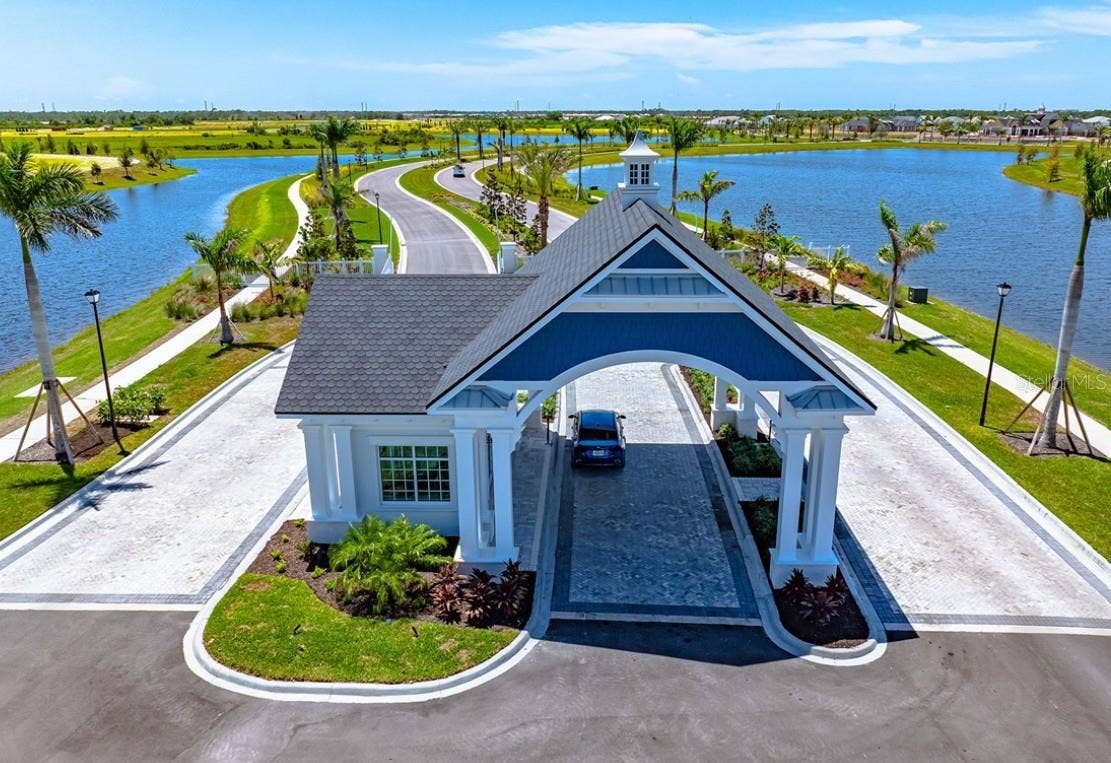 18050 FOXTAIL LOOP, Venice, FL 34293 Community Entrance